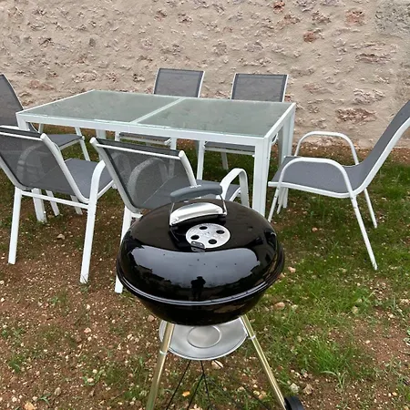 Grange La Roca Masia 度假居 Assier