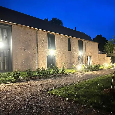 Grange La Roca Masia * Assier