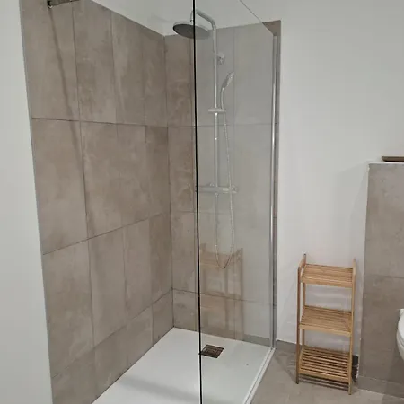 Grange La Roca Masia * Assier