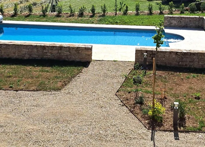 Grange La Roca Masia * アシエ